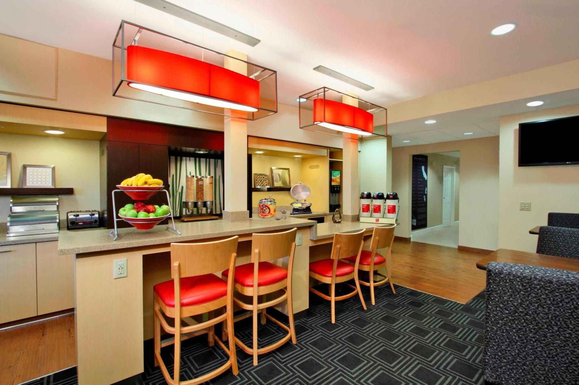 Towneplace Suites San Jose Cupertino Exterior photo